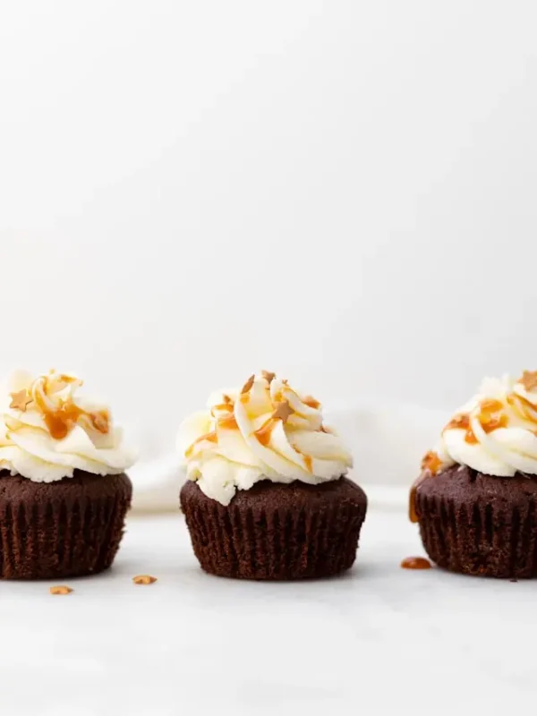 healthy red velvet cupcakes with buttercream icing